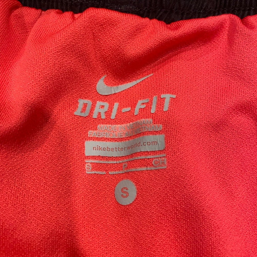 Nike Dri Fit Athletic Shorts - Picture 2 of 2